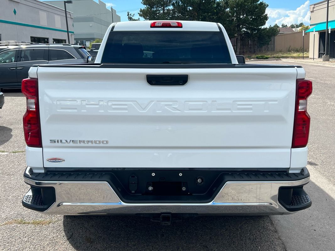 2023 Chevrolet Silverado 1500 photo 4