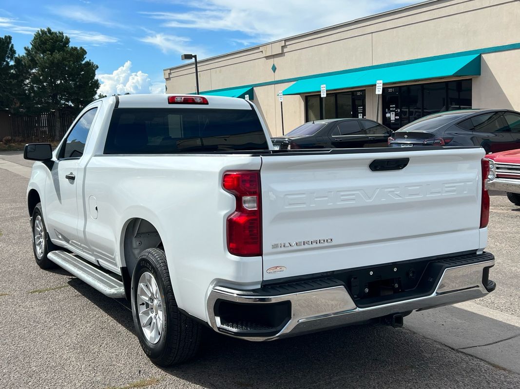 2023 Chevrolet Silverado 1500 photo 5