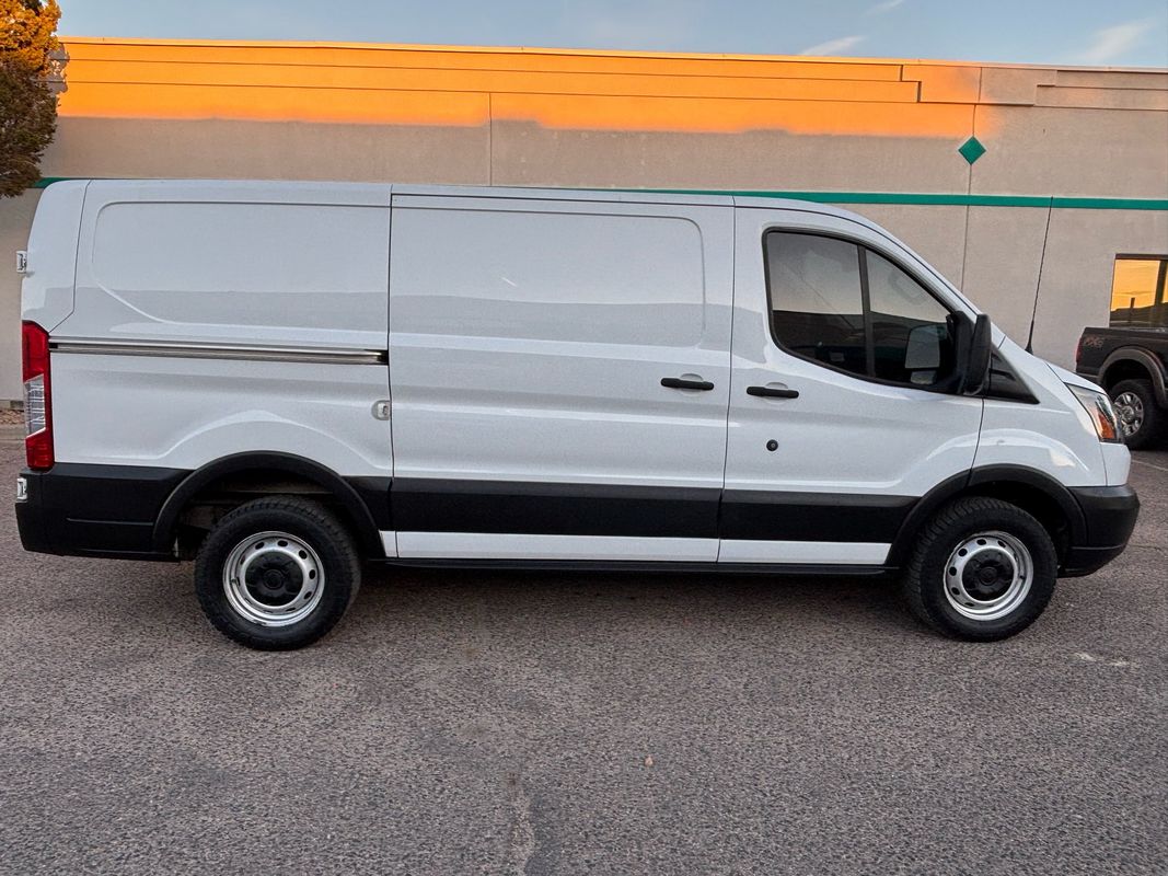 2019 Ford Transit Cargo Van photo 2