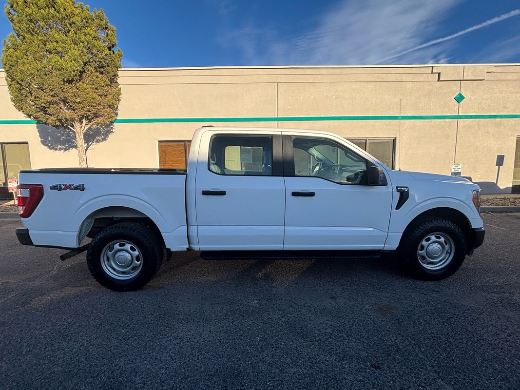 2021 Ford F-150 XL photo 2