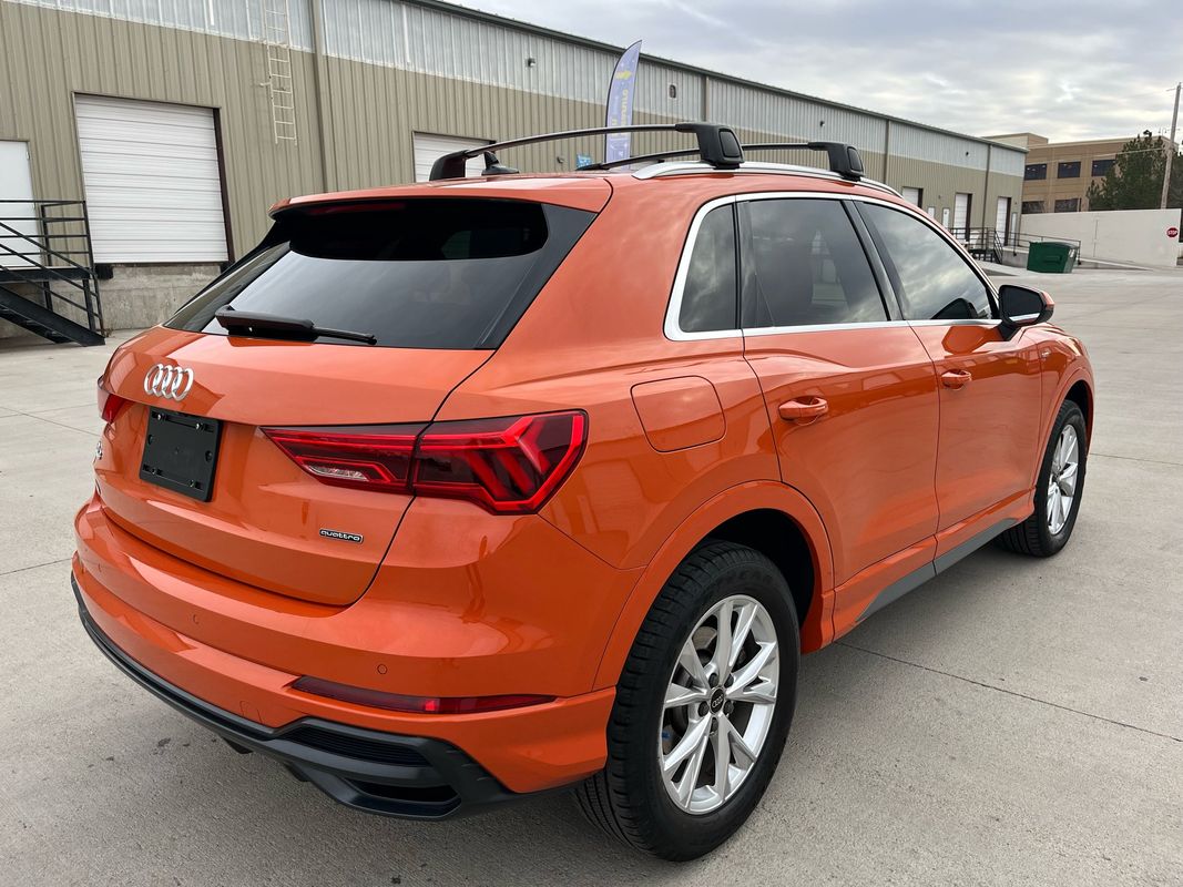 2022 Audi Q3 S line Premium Plus 45 TFSI photo 3