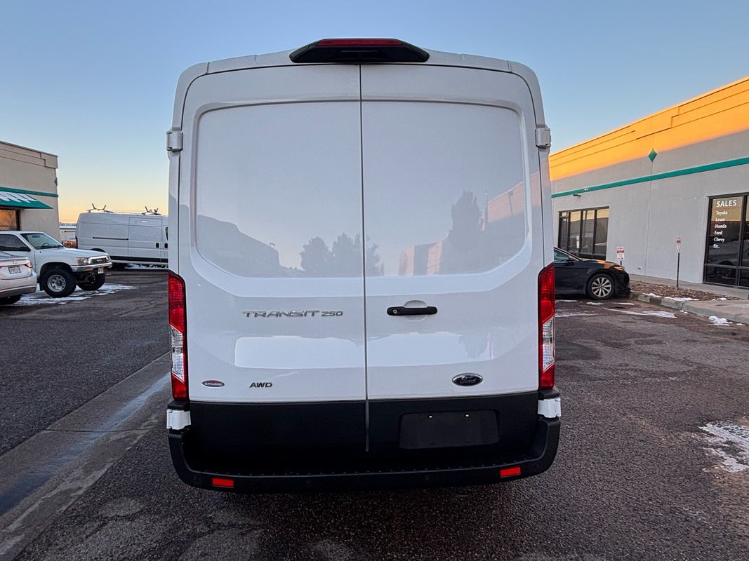 2023 Ford Transit Cargo Van photo 4