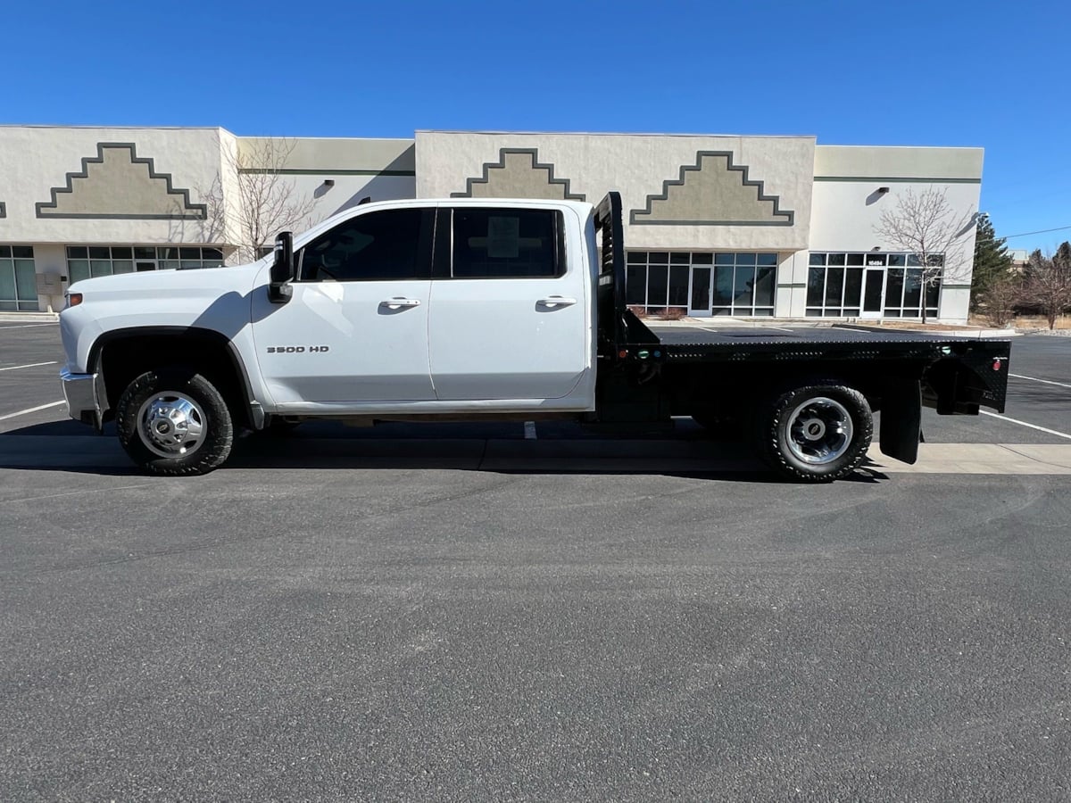 2022 Chevrolet Silverado 3500HD LT - Photo 6