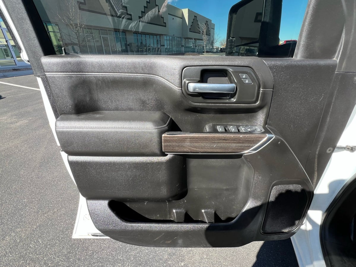 2022 Chevrolet Silverado 3500HD LT - Photo 17