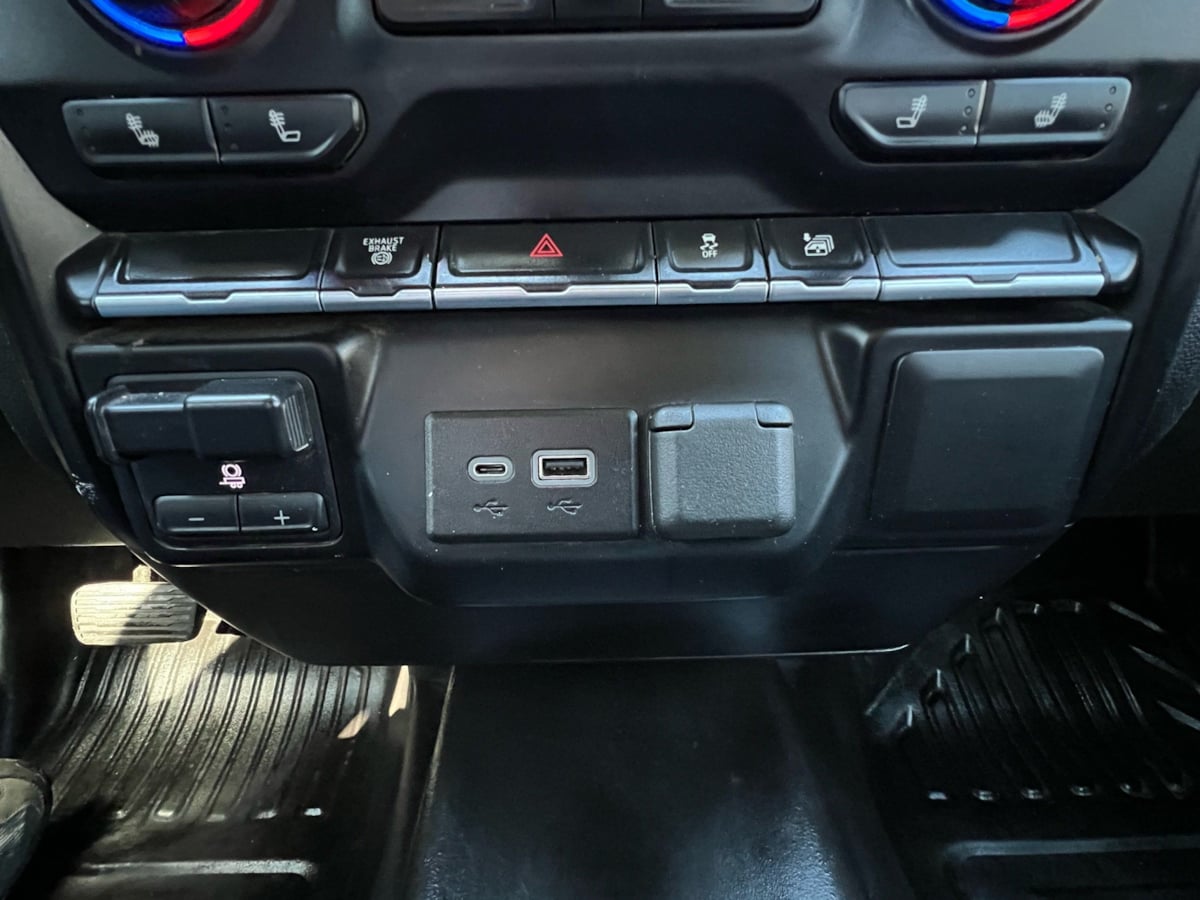 2022 Chevrolet Silverado 3500HD LT - Photo 21