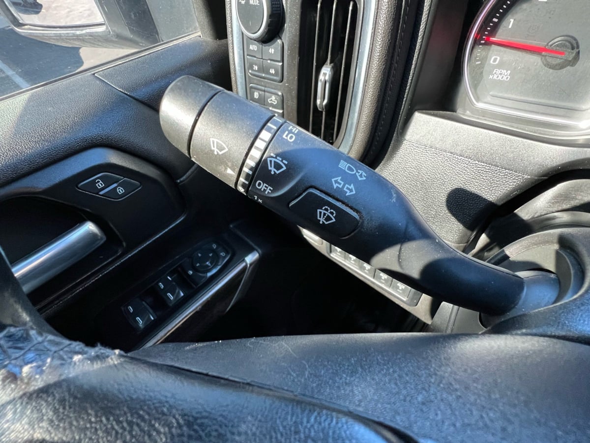 2022 Chevrolet Silverado 3500HD LT - Photo 28