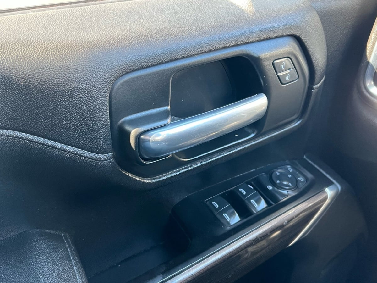 2022 Chevrolet Silverado 3500HD LT - Photo 32