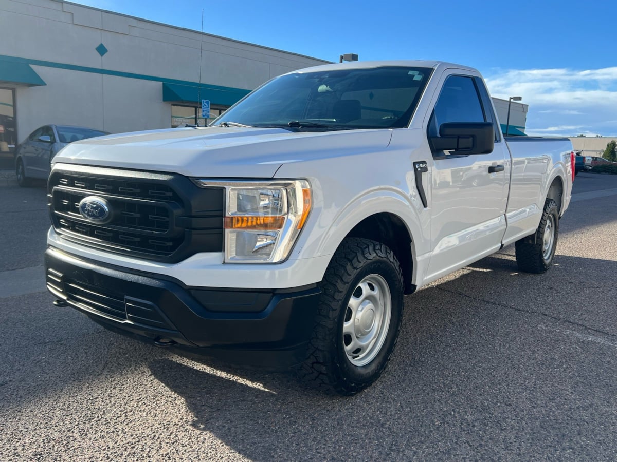 View vehicle photo 7