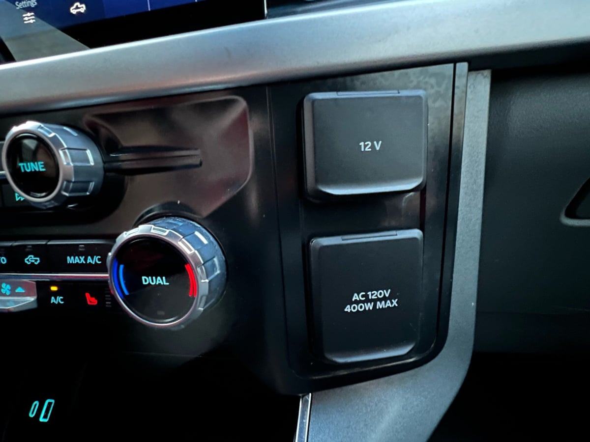 2022 Ford F-150 XLT - Photo 22
