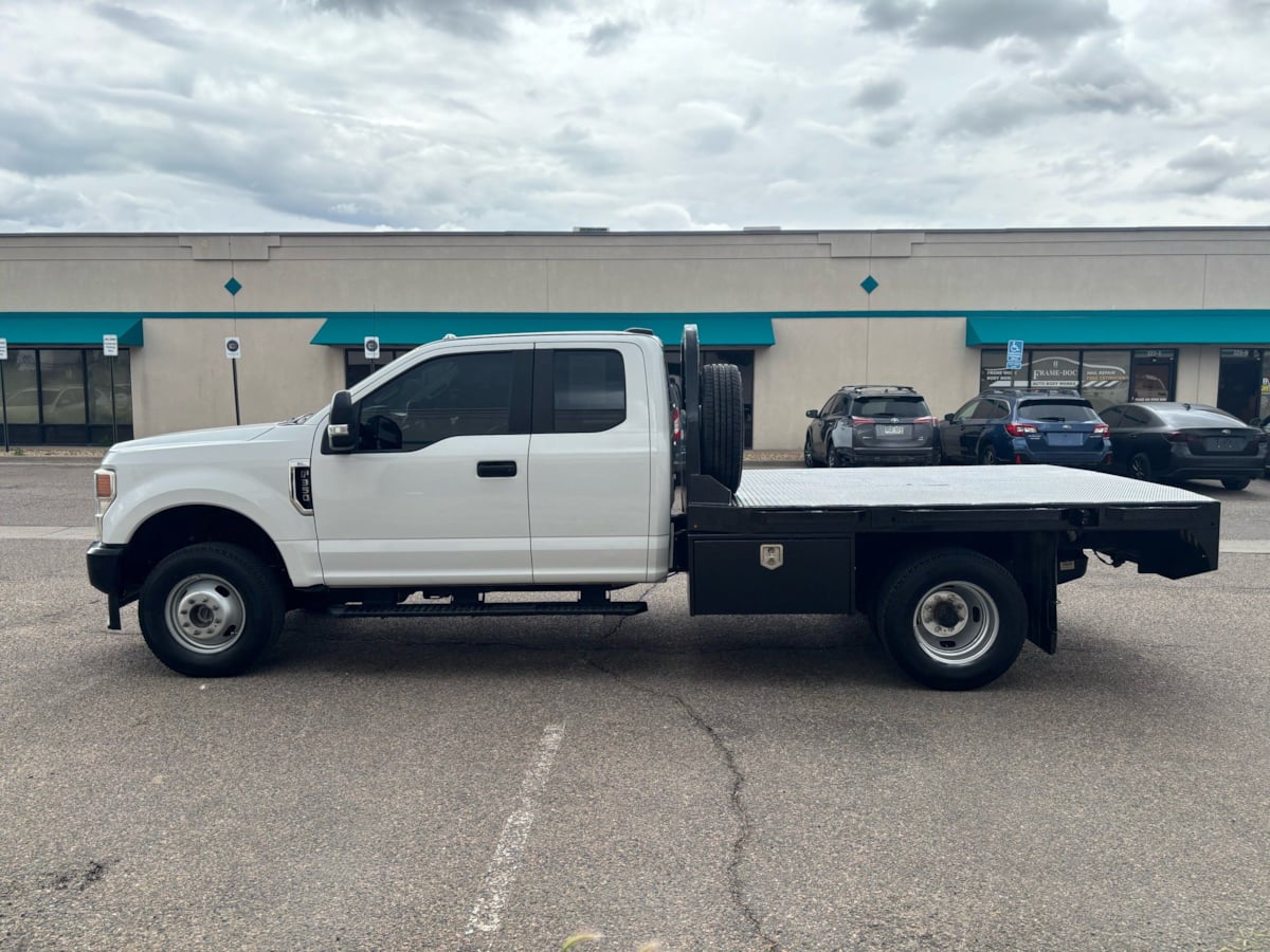 2020 Ford F-350 Super Duty Chassis Cab XL - Photo 6
