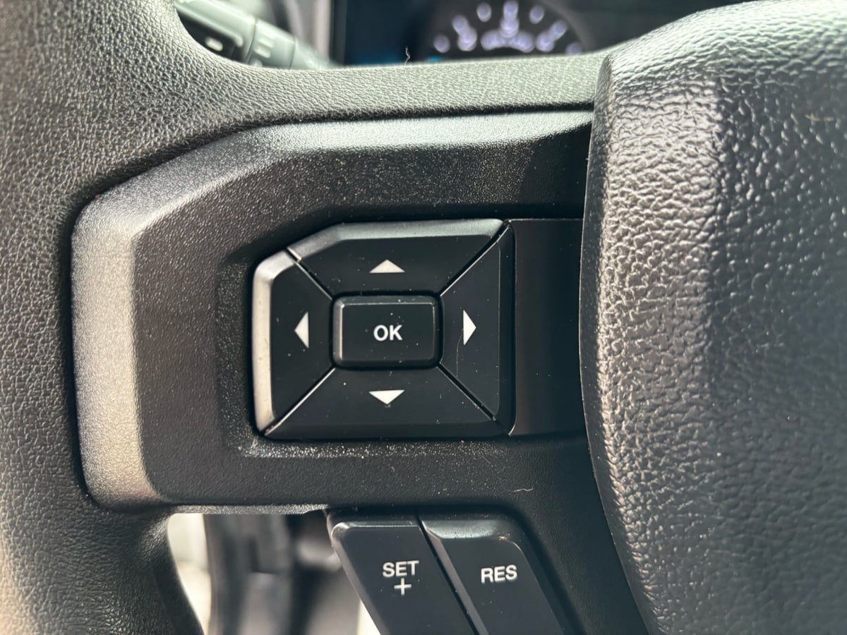 2020 Ford F-350 Super Duty Chassis Cab XL - Photo 25