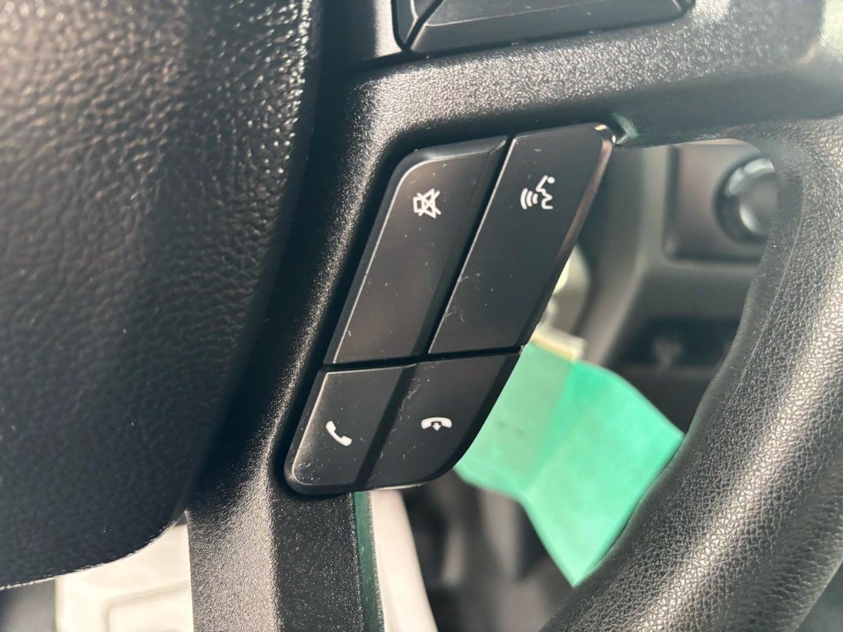 2020 Ford F-350 Super Duty Chassis Cab XL - Photo 28