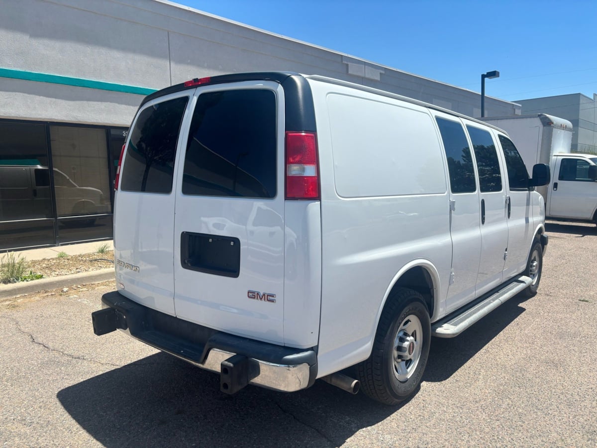 2020 GMC Savana Cargo Work Van - Photo 3
