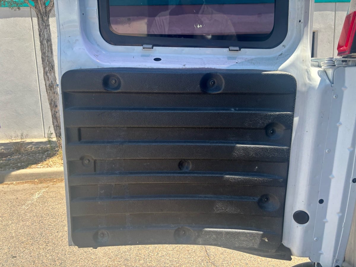 2020 GMC Savana Cargo Work Van - Photo 16