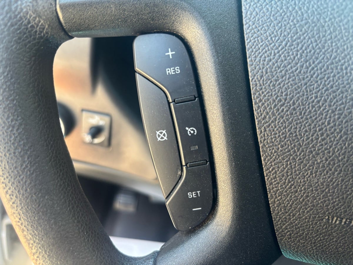 2020 GMC Savana Cargo Work Van - Photo 25