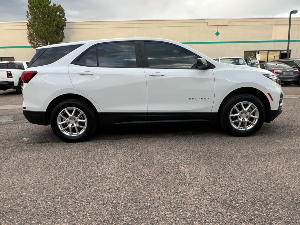 2024 Chevrolet Equinox 1FL - Photo 2