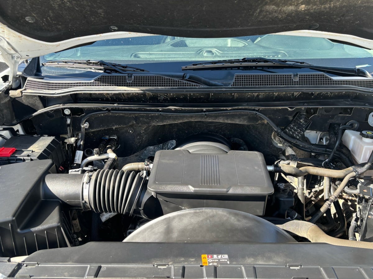 Chevrolet Silverado photo 10