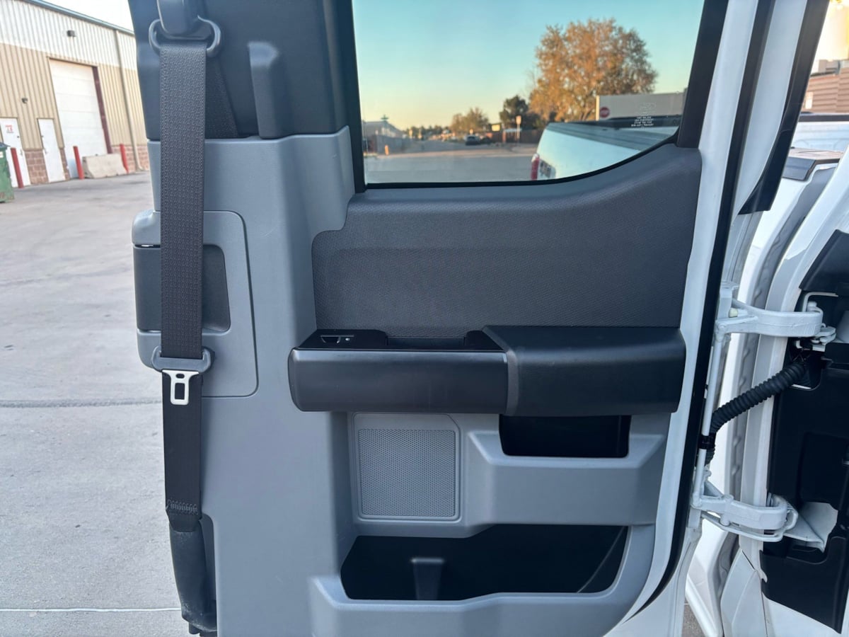 Ford F-150 photo 12