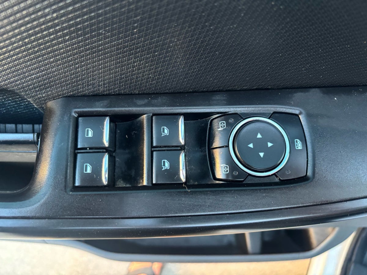 Ford F-150 photo 18