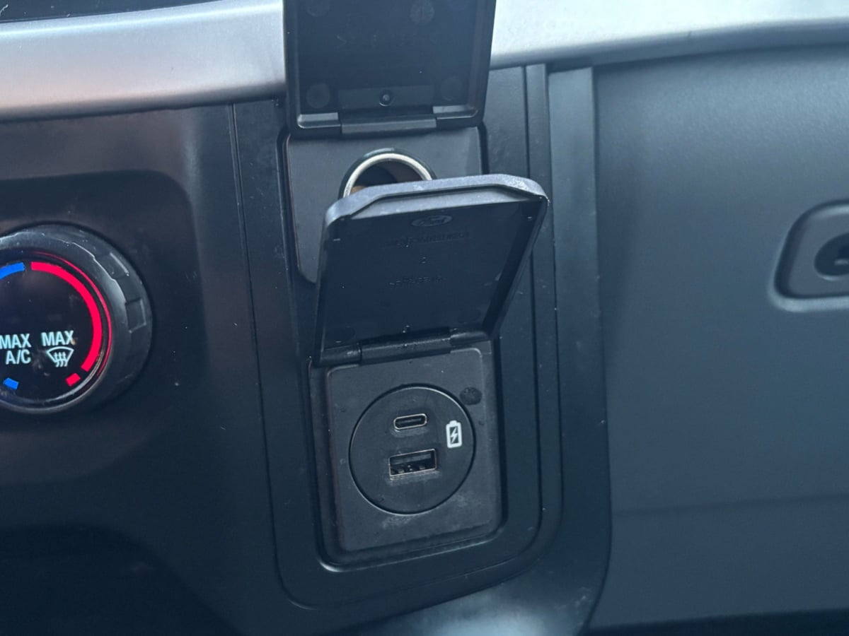 Ford F-150 photo 29