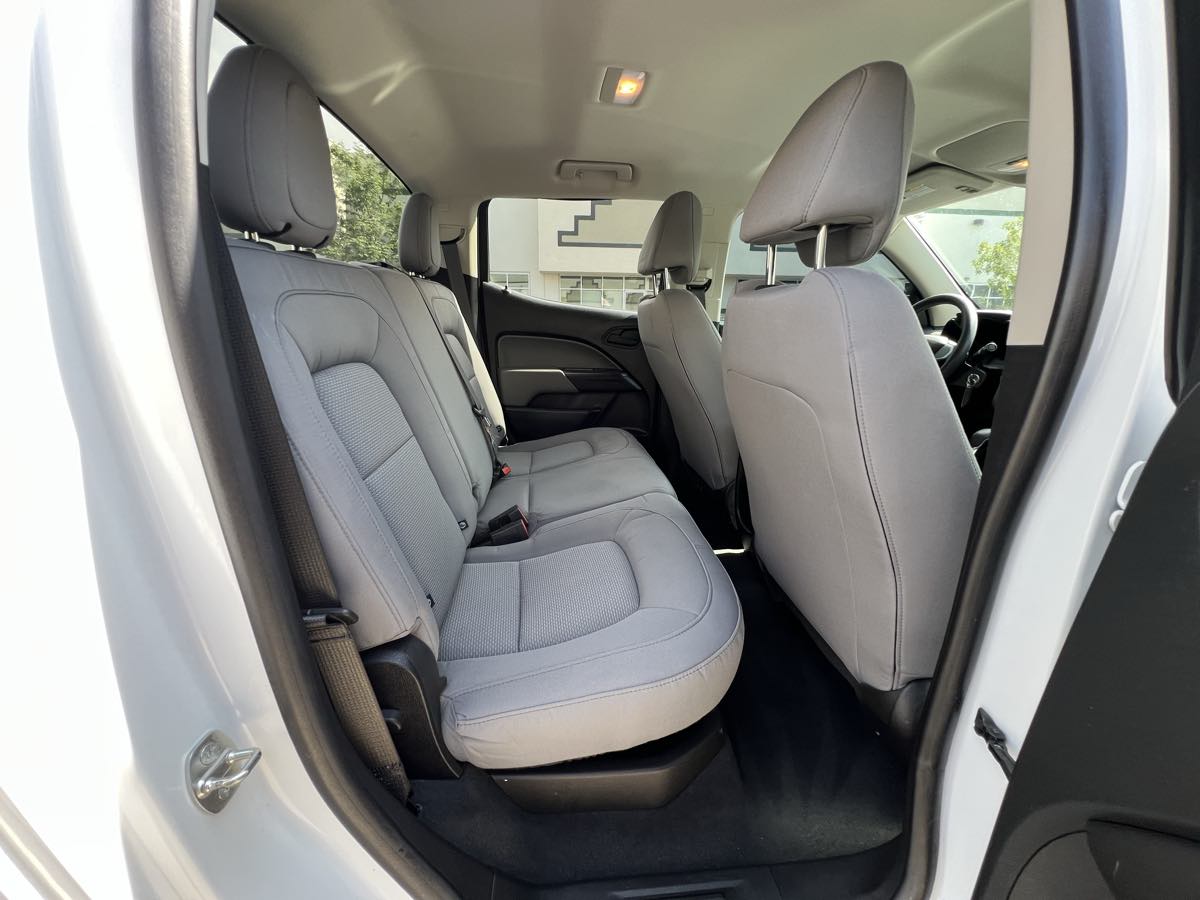 Chevrolet Colorado photo 13