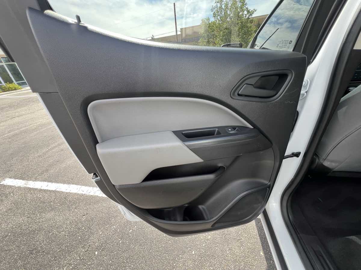 Chevrolet Colorado photo 15