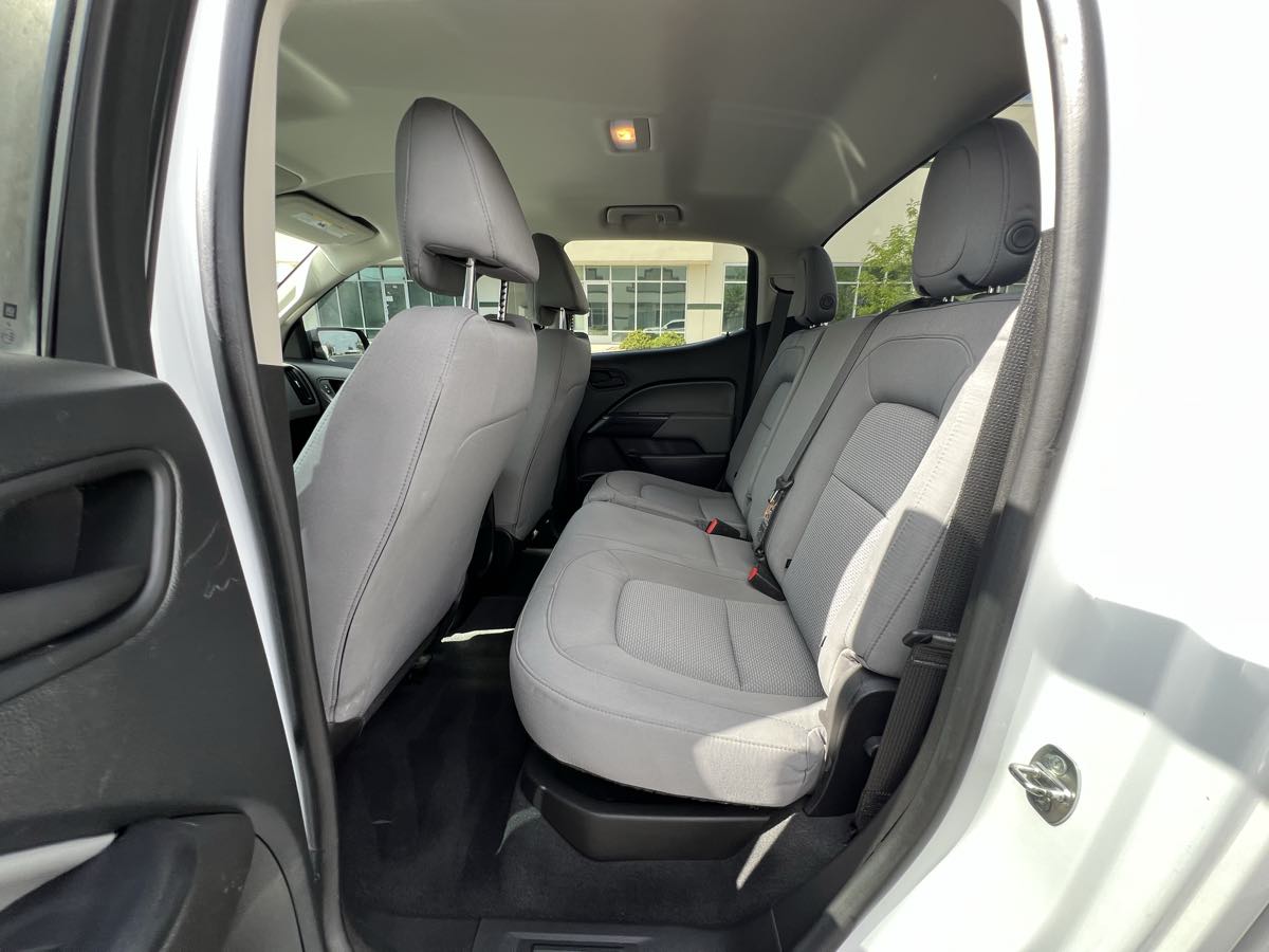 Chevrolet Colorado photo 16