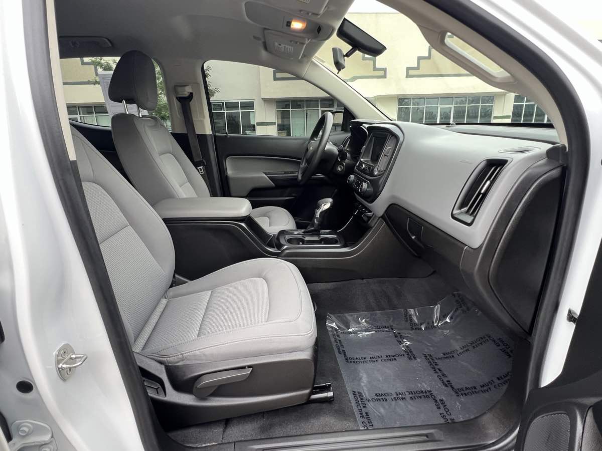 Chevrolet Colorado photo 10