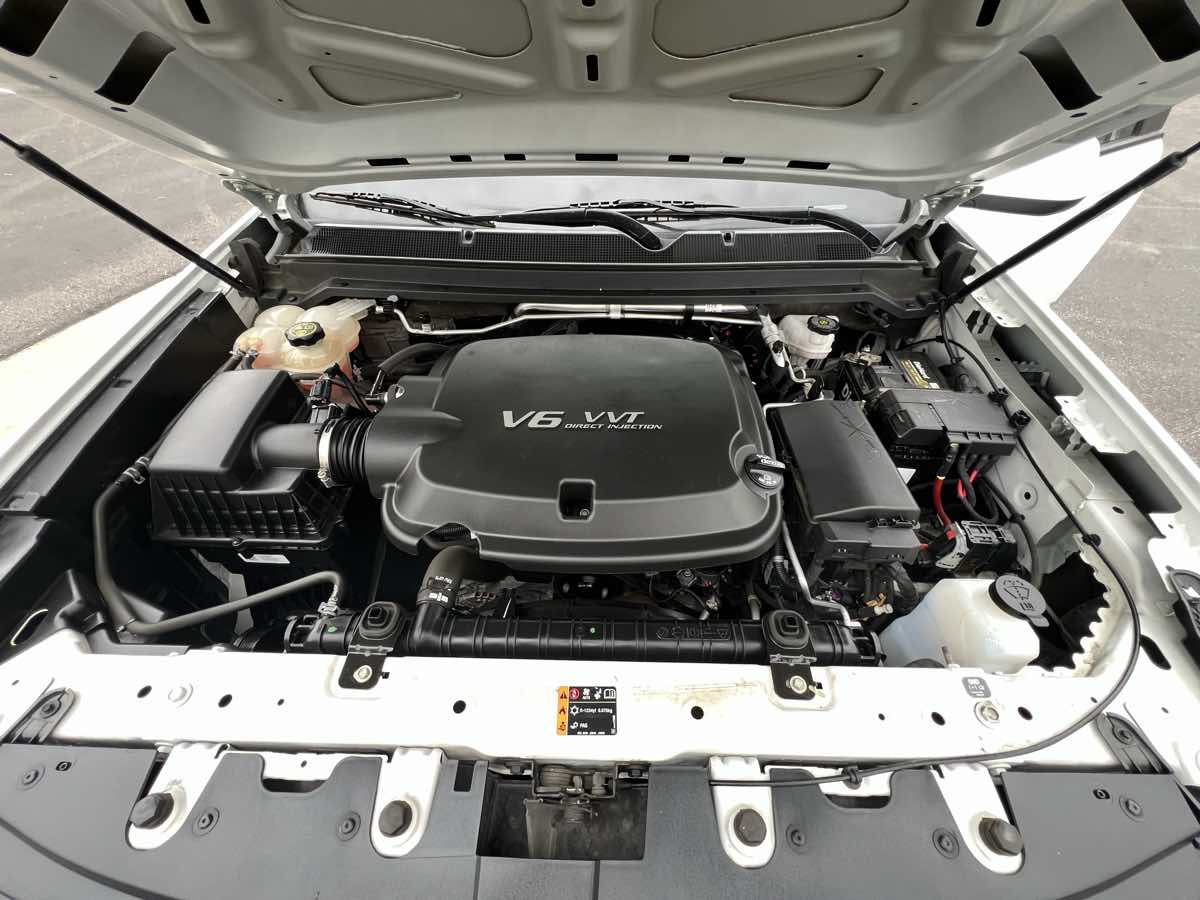 Chevrolet Colorado photo 11