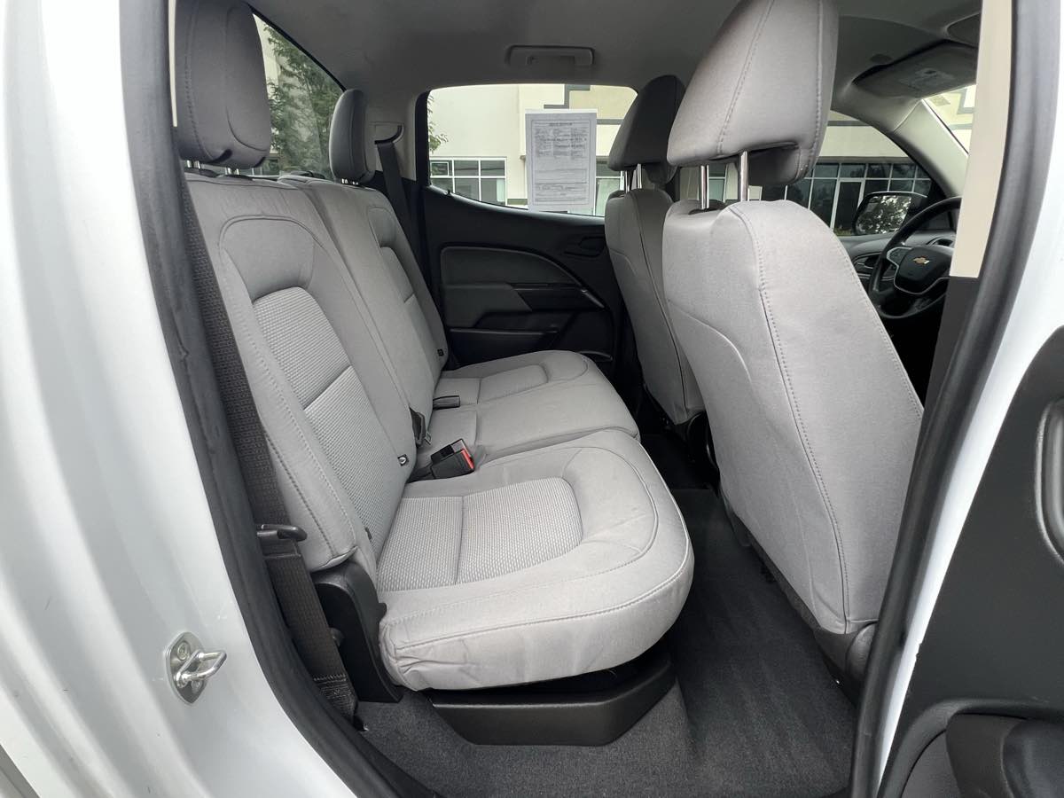 Chevrolet Colorado photo 14