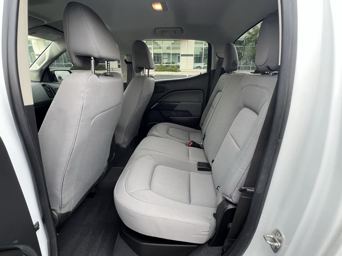Chevrolet Colorado photo 17