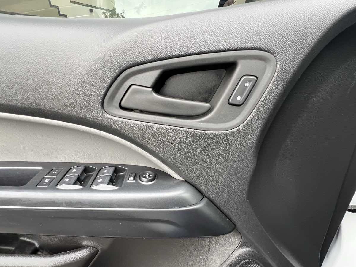 Chevrolet Colorado photo 30