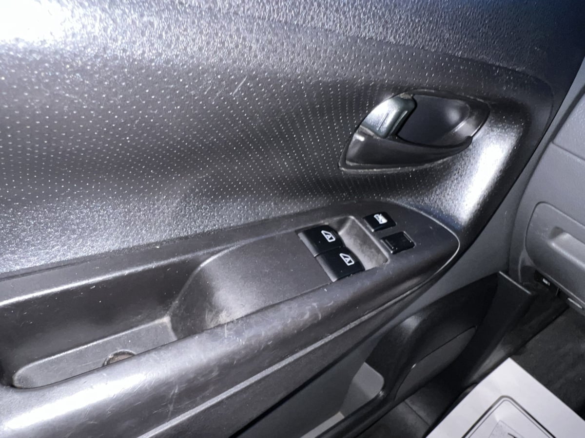 Nissan NV200 photo 31