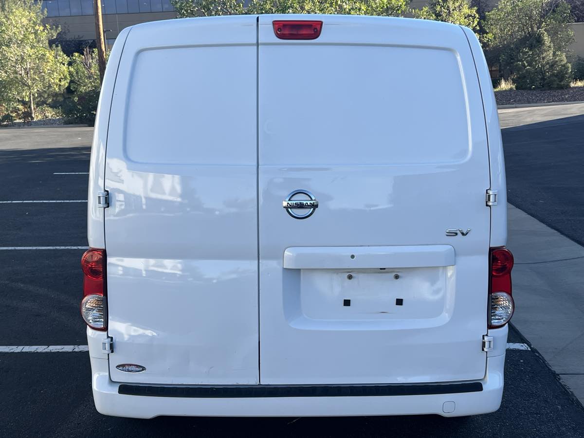 Nissan NV200 photo 4