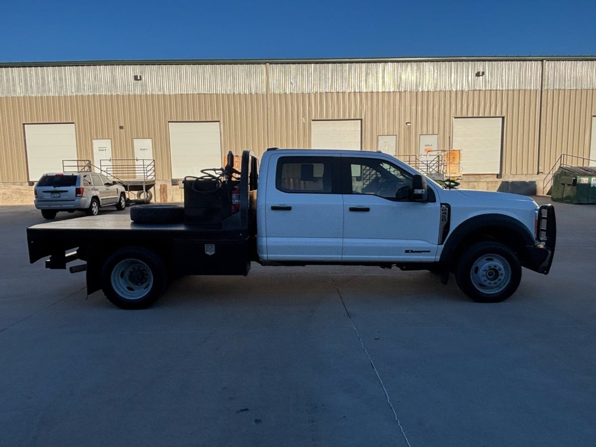 Ford F-450 photo 2