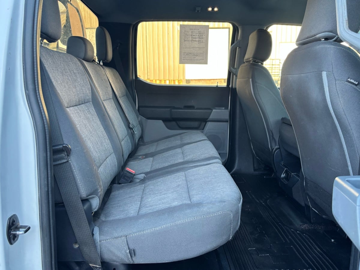 Ford F-450 photo 14