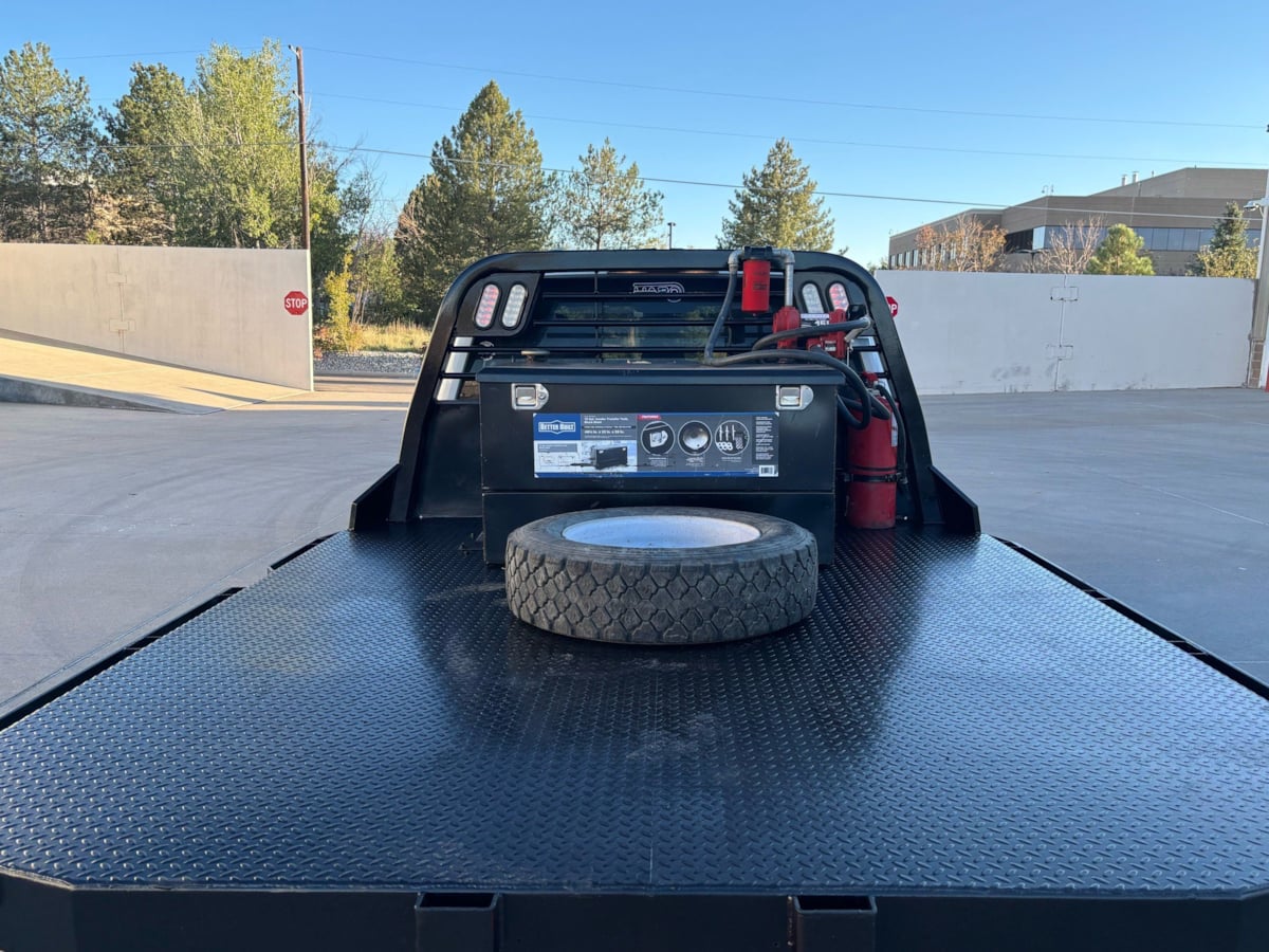 Ford F-450 photo 15