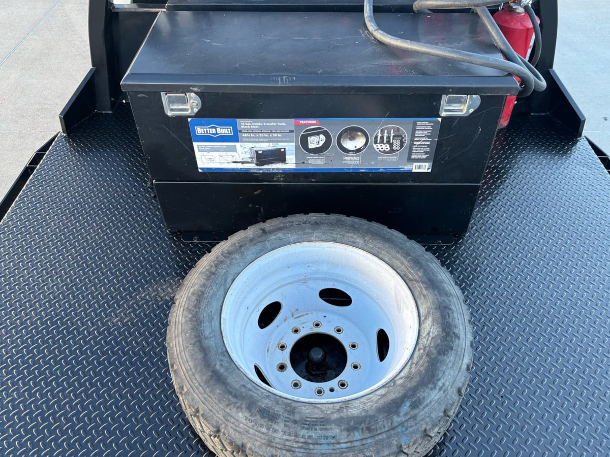 Ford F-450 photo 16