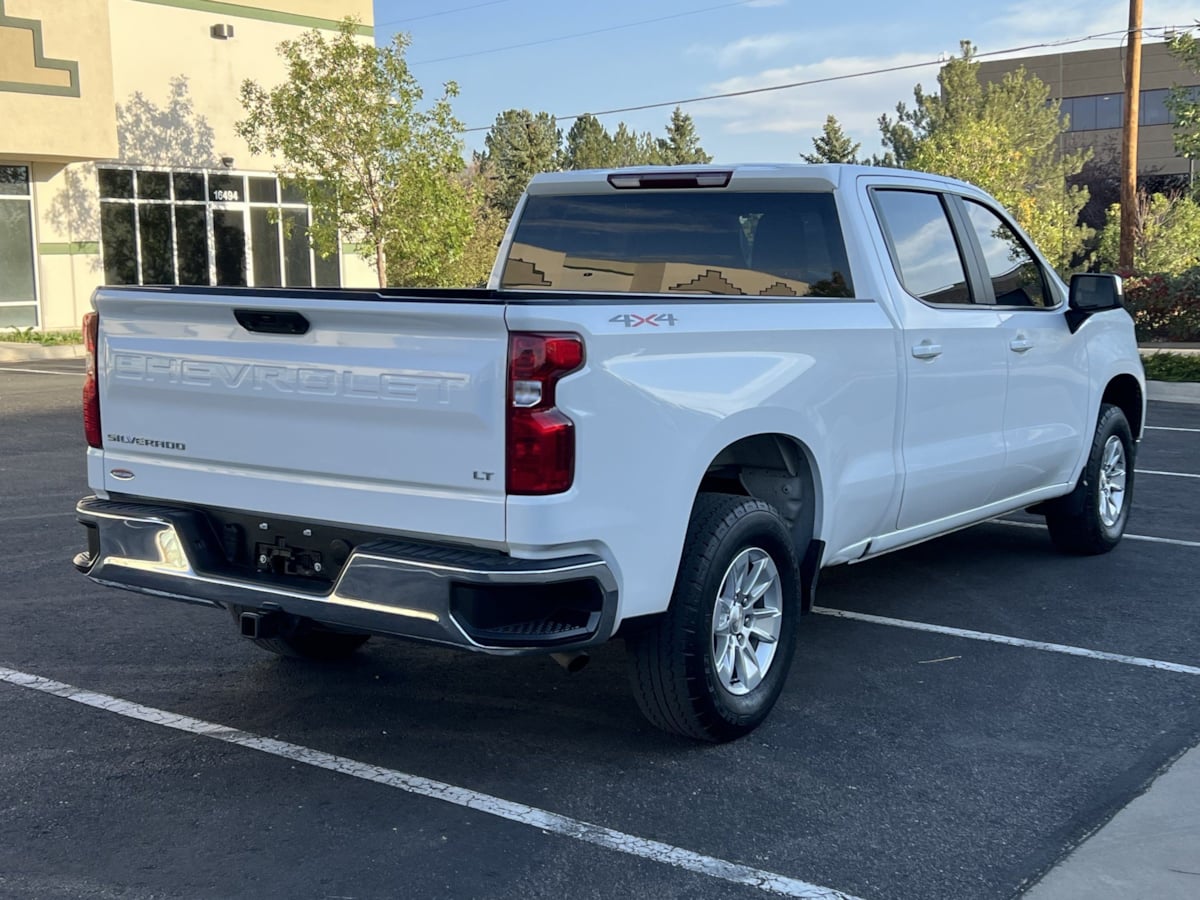 Chevrolet Silverado photo 5