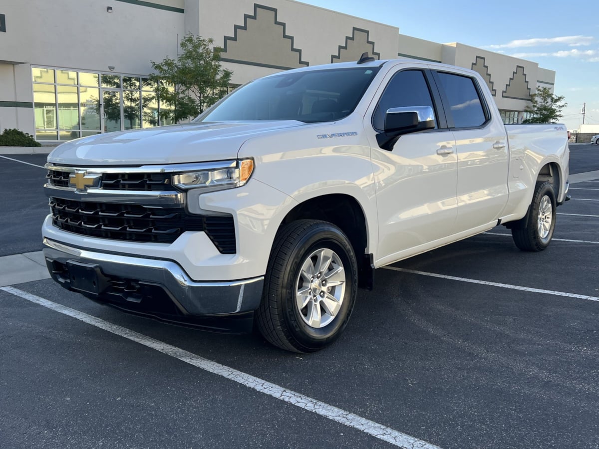 Chevrolet Silverado photo 7