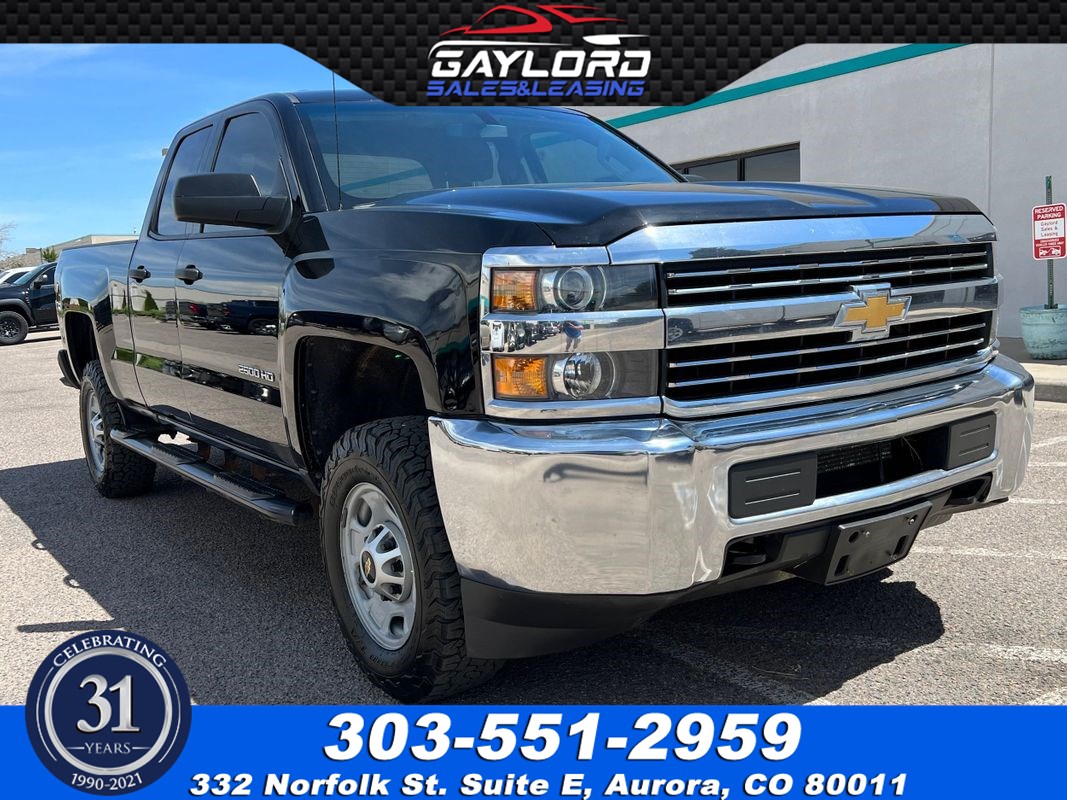 2018 Chevrolet Silverado 2500HD Double Cab Short Bed 4X4 6.0L V8