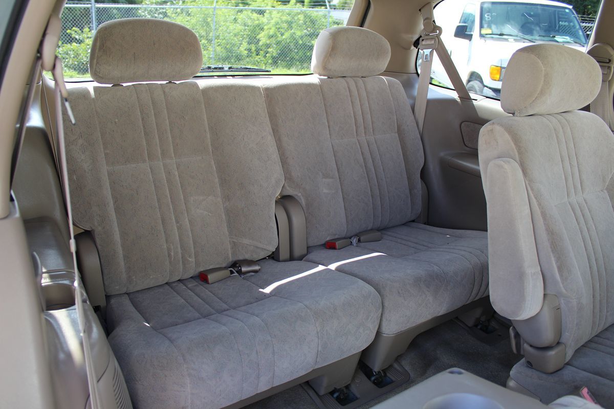 1998 Toyota Sienna - $3,500