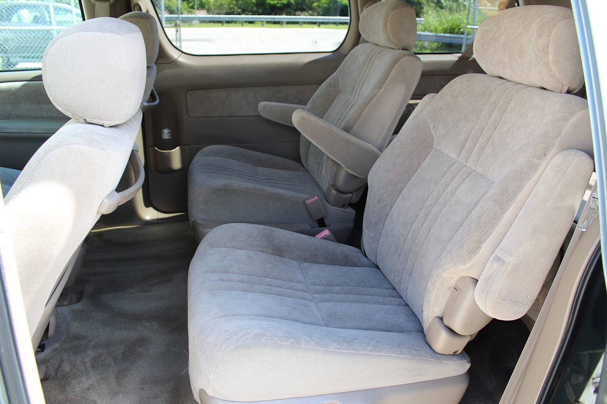 1998 Toyota Sienna - $3,500