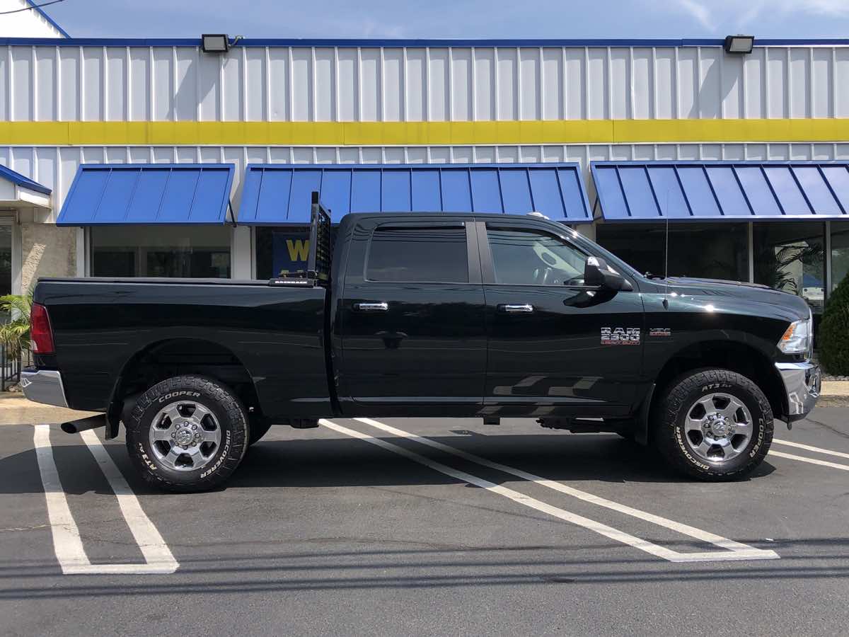 Sold 2017 Ram 2500 Big Horn 4X4 Crew Cab 6.4L V8 in Belford
