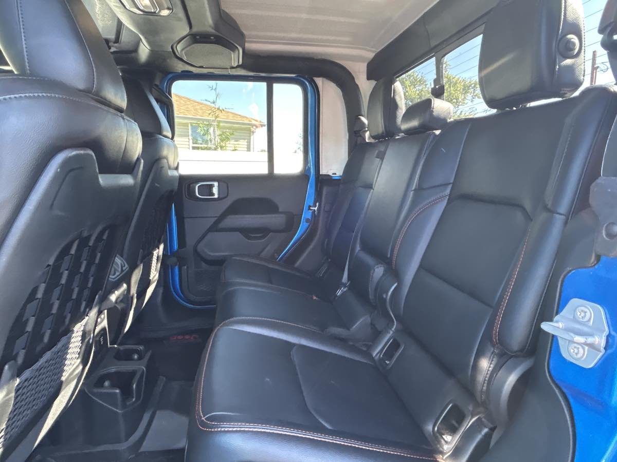 2021 Jeep Gladiator Mojave - Photo 16