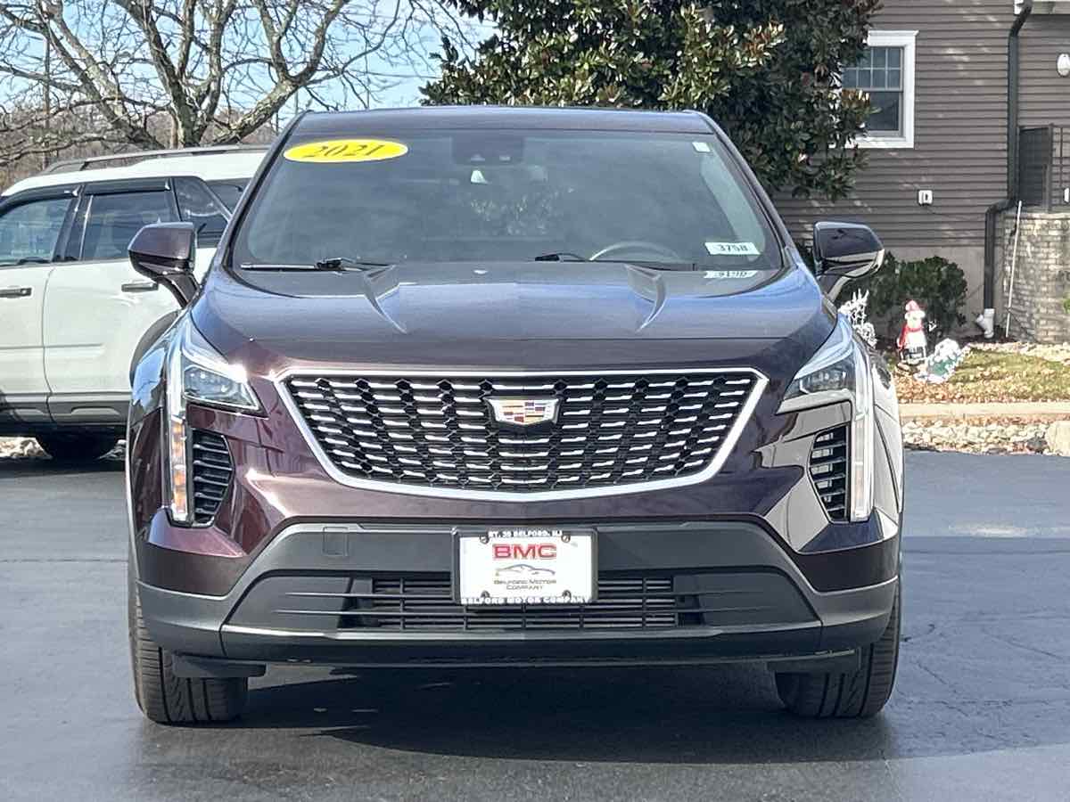 2021 Cadillac XT4 Luxury photo 2