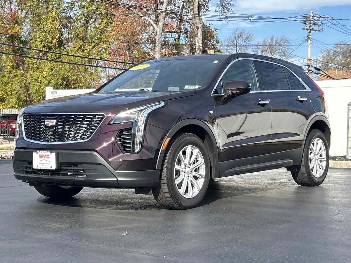 2021 Cadillac XT4 Luxury photo 3