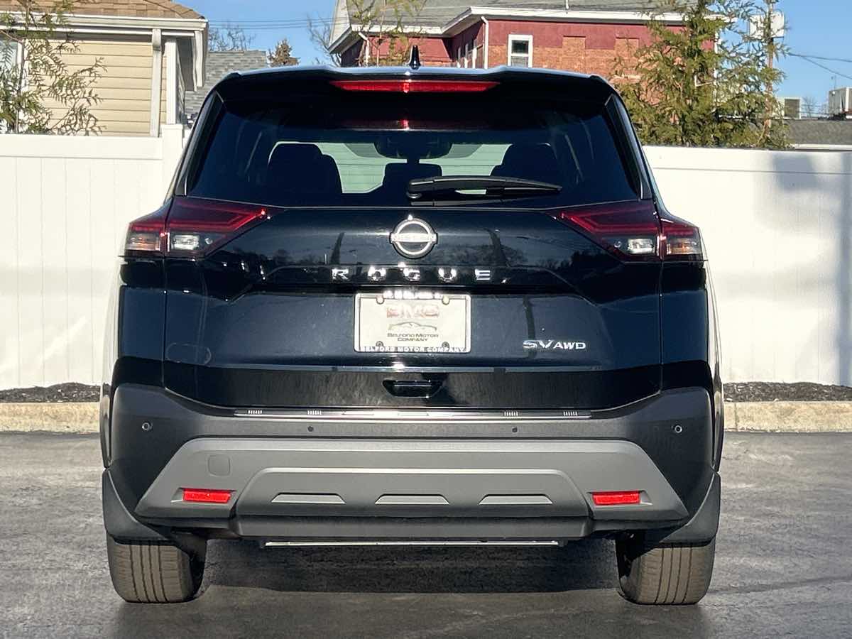 2023 Nissan Rogue SV - Photo 6