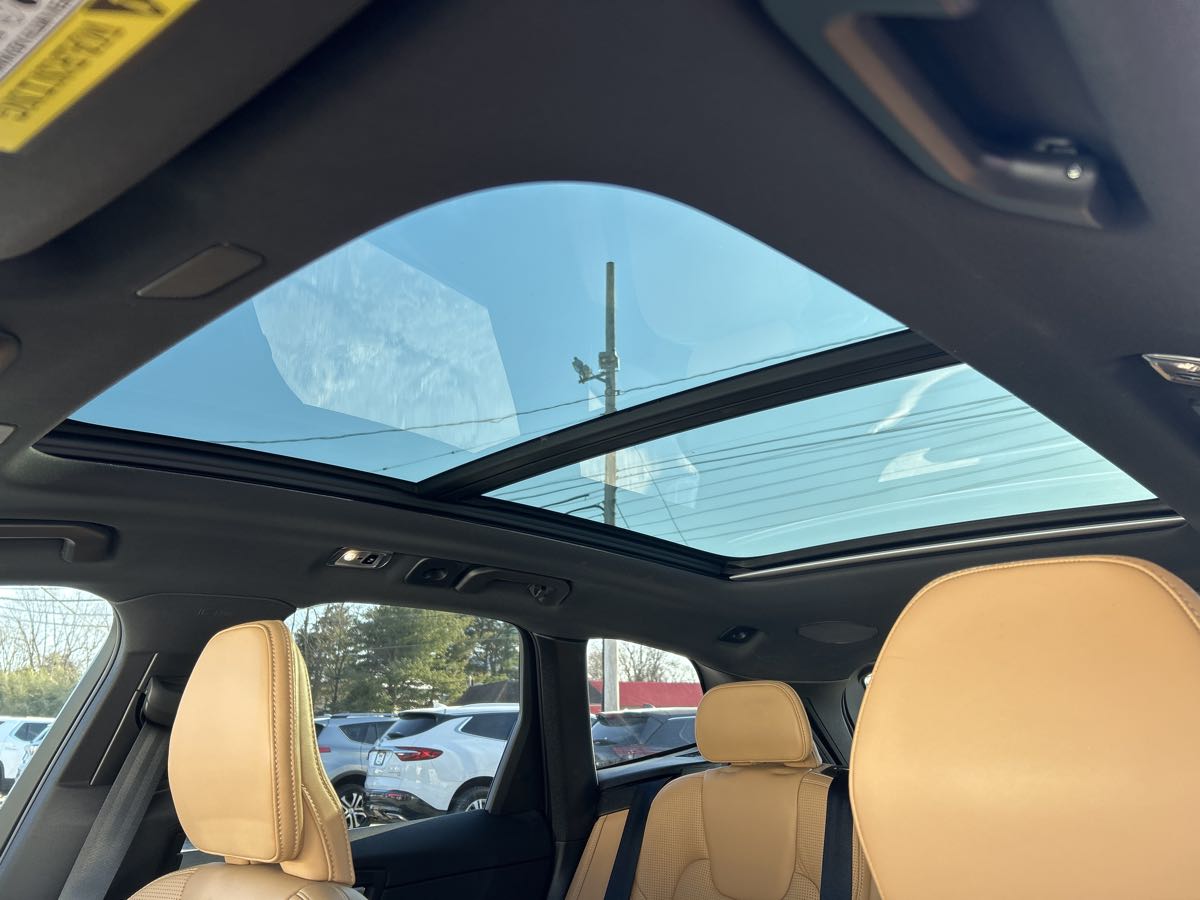 2021 Volvo XC60 Inscription - Photo 13