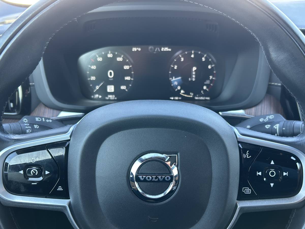 2021 Volvo XC60 Inscription - Photo 20